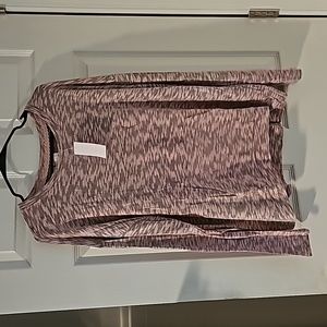 NWT Lightweight Pullover XL